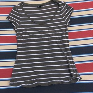 Express scoop neck tee, medium